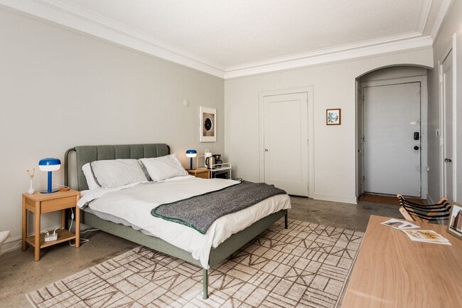 Photo - The Belcrest