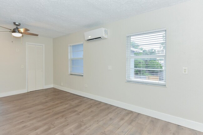 Photo - 605 N Federal Hwy Unit 13