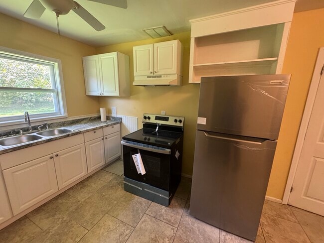 Photo - 727 E Salvia St