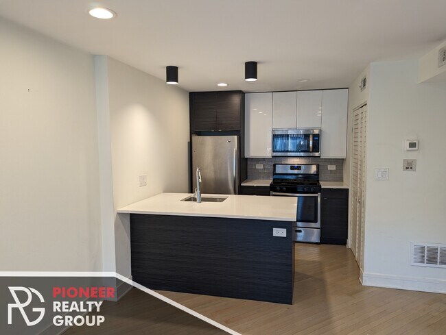 Photo - 1014 W Grace St