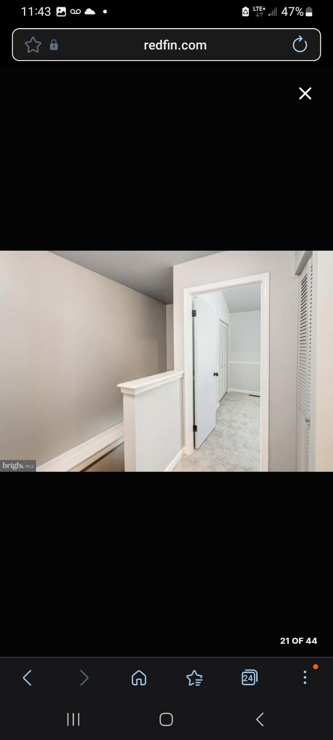 Building Photo - 15242 Streamside Ct