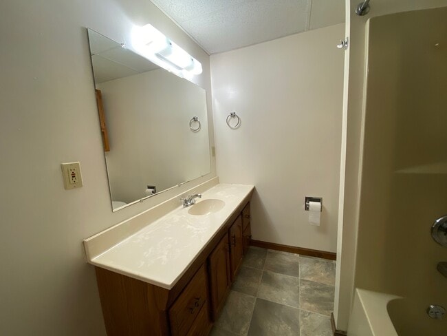 Photo - 162 County Road 659 Unidad 3