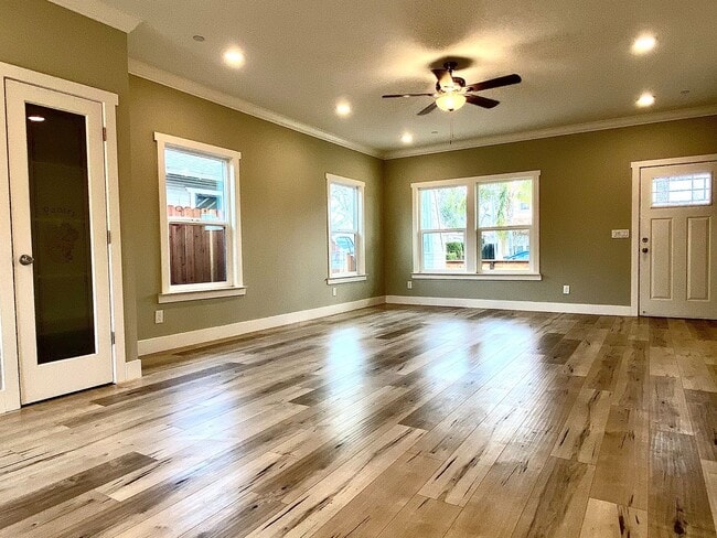 Photo - Beautiful and Spacious Newly Constructed 3...