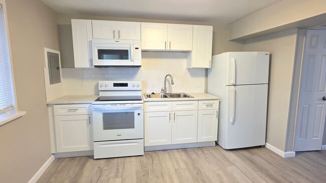 Photo - 33507 Berville Ct