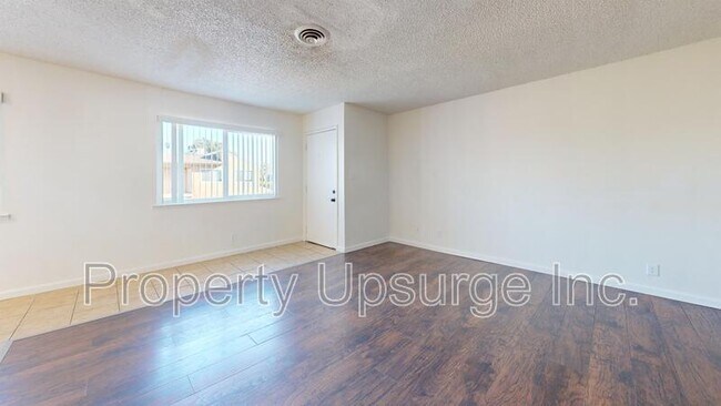 Photo - 1340 Hobart Dr