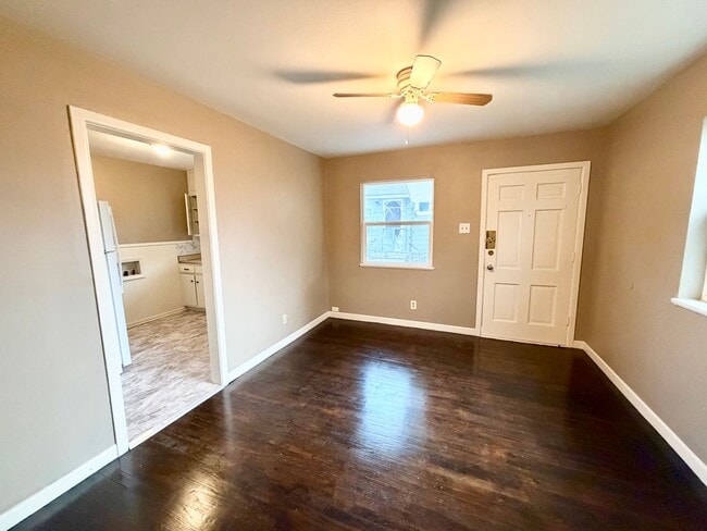 Photo - Beautiful 1 bedroom duplex in the heart of it all.