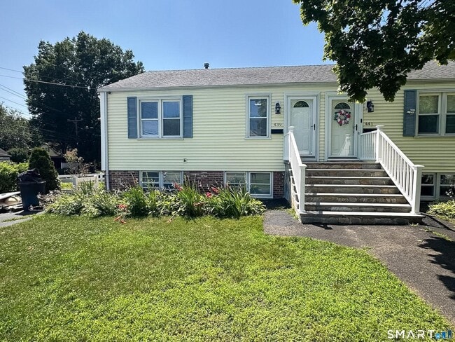 Building Photo - 439 Henry Ave Ext