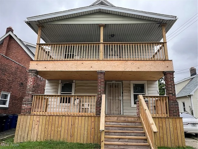 Building Photo - 792 London Rd