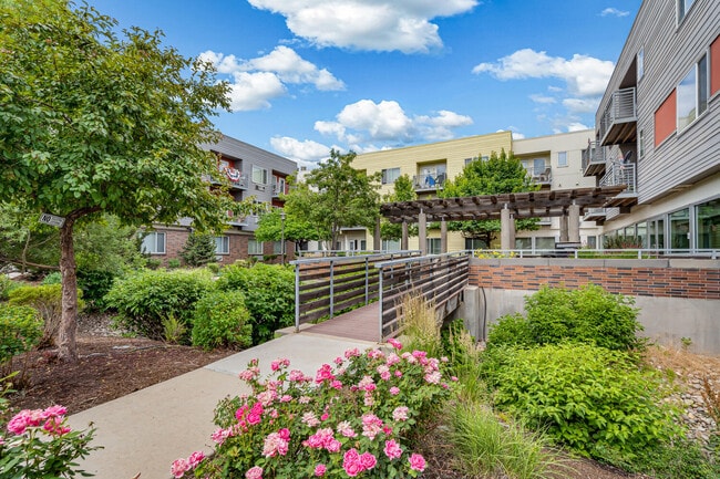 Building Photo - Shoshone Senior Residences Rental