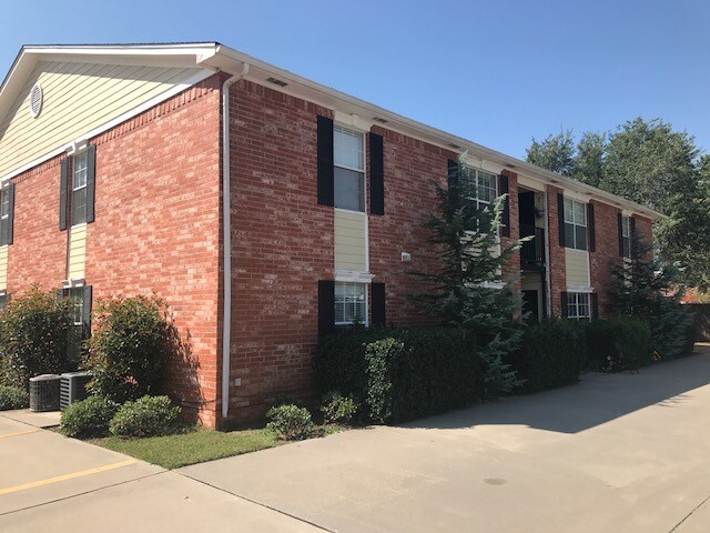 Photo - West Pointe Apartments