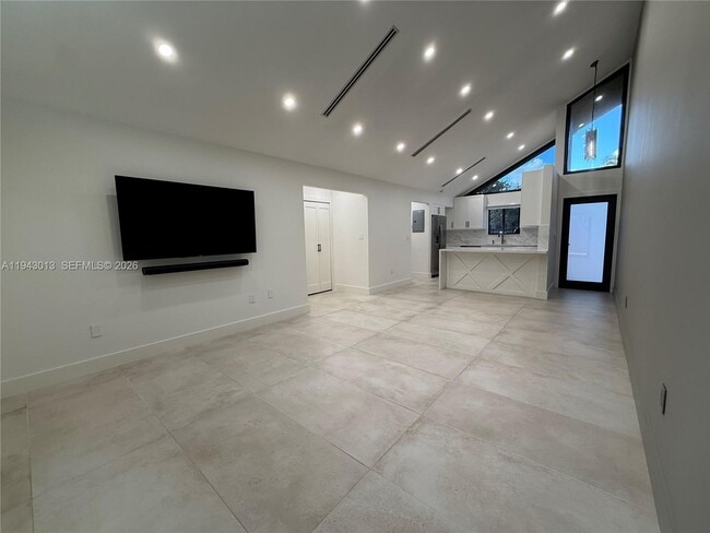 Photo - 9208 SW 132nd St