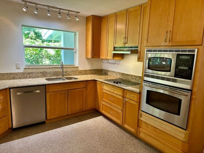 Photo - 212 Kings Lynn