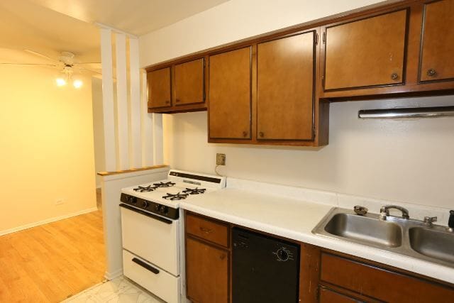 Photo - 675 W Wrightwood Ave Unidad 602
