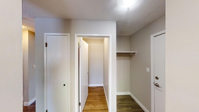 Photo - 10114-10105 105 Ave Unit 201