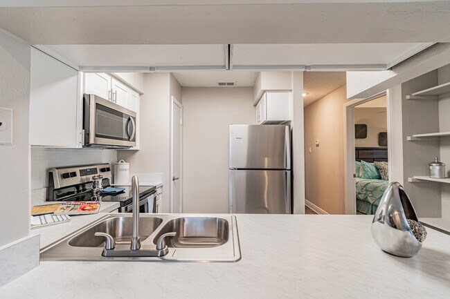 Enclave On East Apartments For Rent In Largo Fl Forrent Com