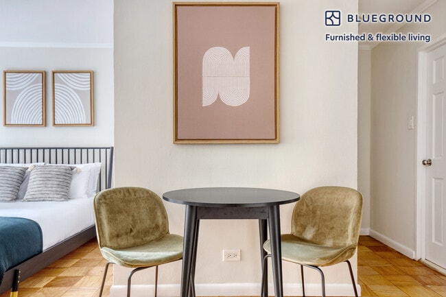 Photo - 210 W 89th St Unidad FL11-ID627