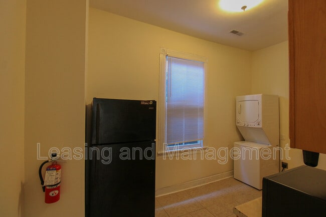 Photo - 3 Woolfe St Unit B