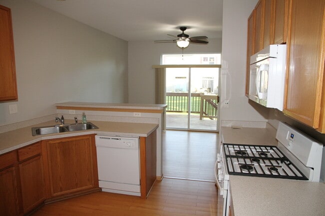 Photo - 383 Chesapeake Ln