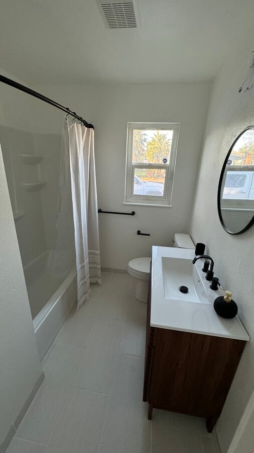 Photo - 1787 Pinon Ave