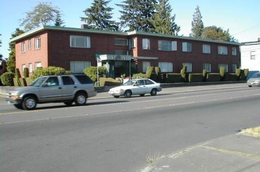 Photo - 4420 SW Admiral Way