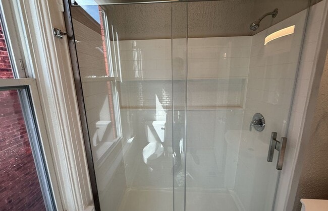 Photo - 2724 Jefferson Ave Unidad 2724-07