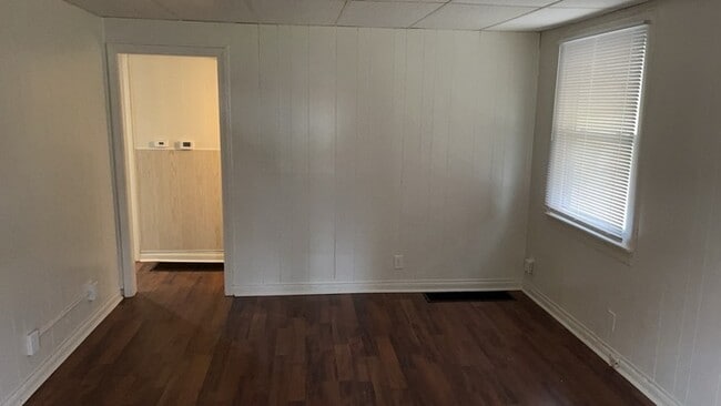 Photo - 1460 Kipling Dr