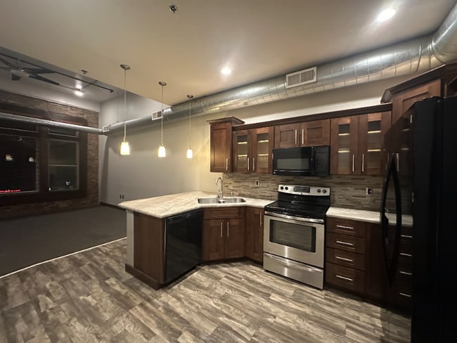 Photo - 128 S Santa Fe Ave