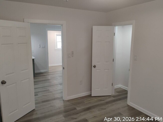 Photo - 6015 Hosmer Ave Unidad 2