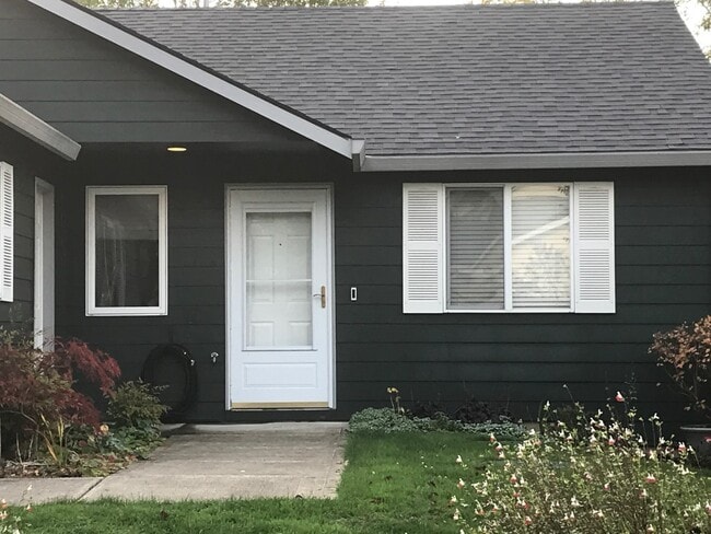 Photo - Charming One Level Camas Home