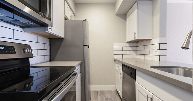 Parq on 50th Apartments