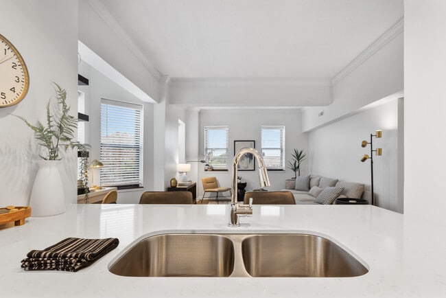 Updated Kennedy Floorplan - The Marott Apartments