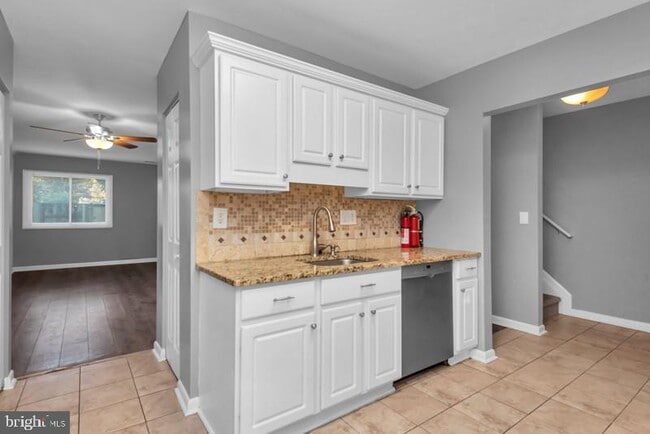 Photo - 1065 Cedar Ridge Ct