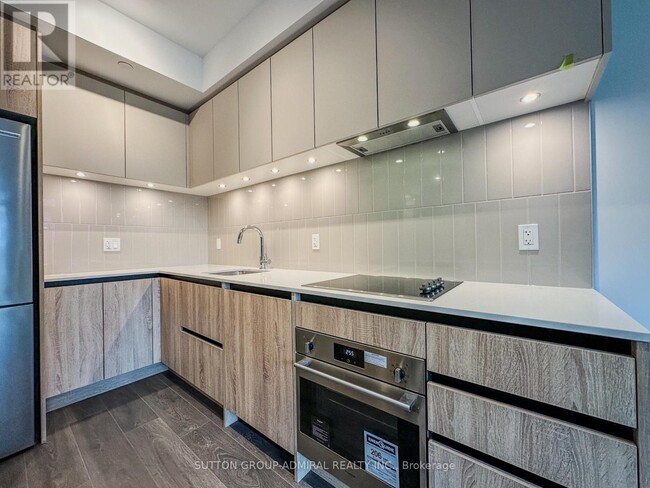 Photo - 8 Beverley Glen Blvd Unité 307