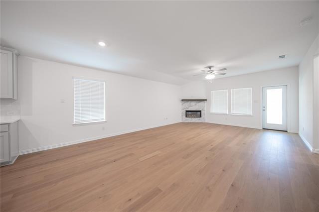 Photo - 1610 Dove Dr