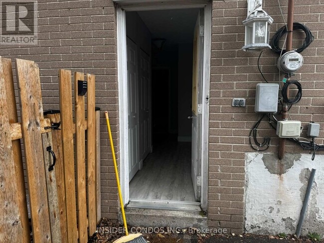 Photo - 49 Doncaster Dr