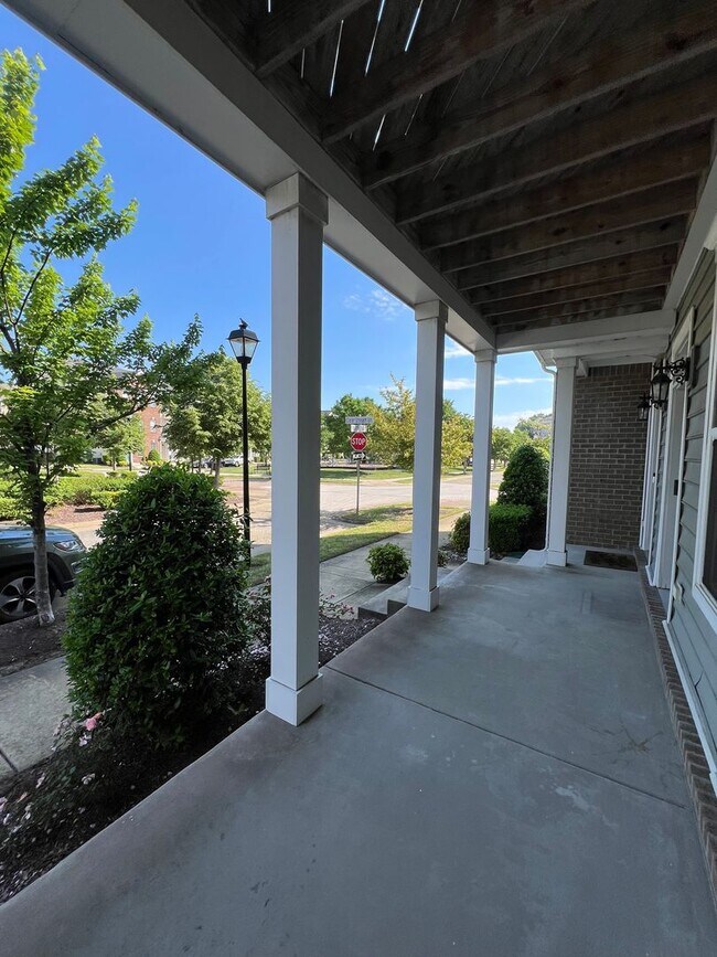 Photo - Welcome home - Trilevel H20 Townhome!