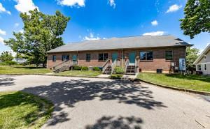 Photo - 27 W Spring St