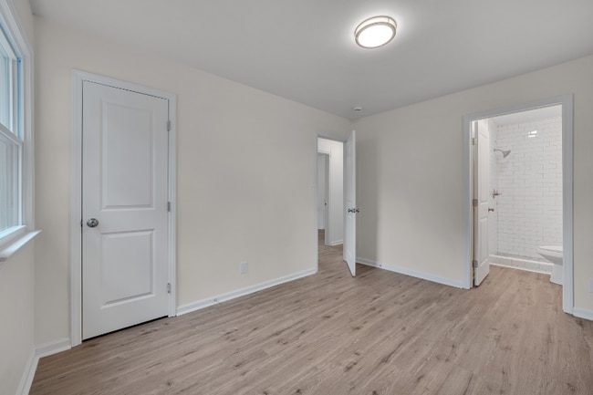 Photo - 1911 Capps St