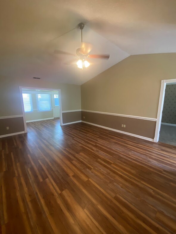 Photo - 9634 Kings Grant Dr