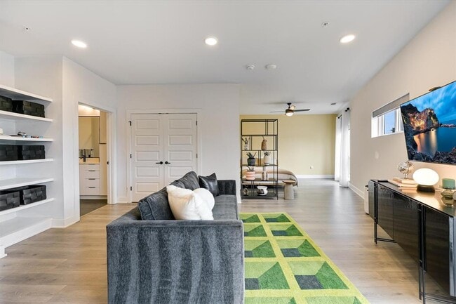 Photo - 2220 Webberville Rd Unit 308