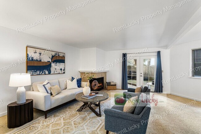 Photo - BEAUTIFULLY UPDATED!! Gorgeous 2-Bedroom Condo in Amazing Kirkland Location!