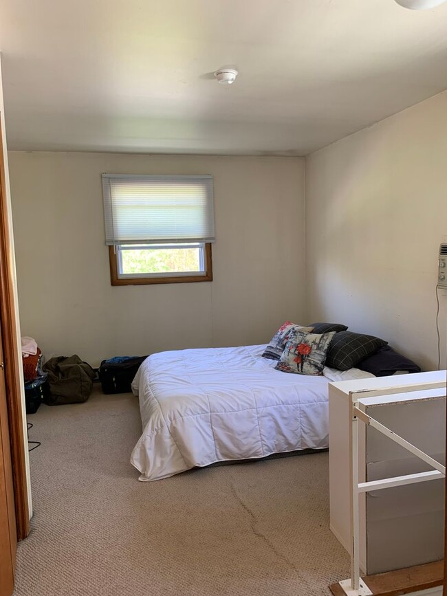 Photo - Multi-Level Duplex with 3 Bedrooms & 2 Bat... House