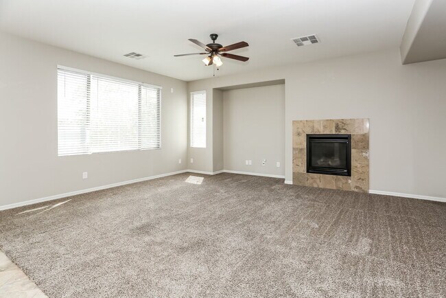 Photo - 5832 Magic Oak St