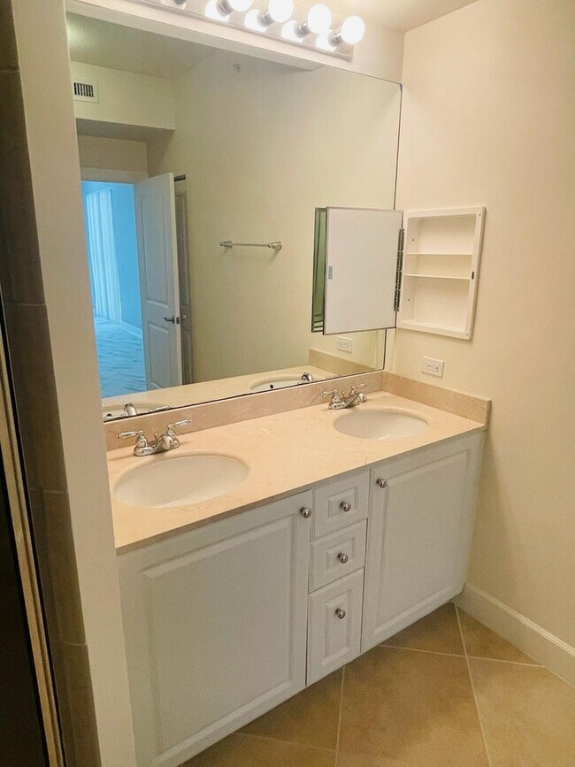 Photo - 1210 Renaissance Way Unit 1210