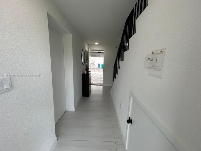 Photo - 14608 SW 261 St Ter Unit 2