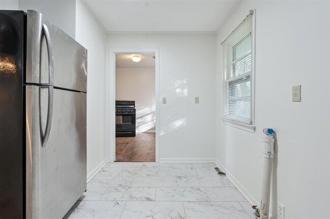 Photo - 1406 Sheffield Rd