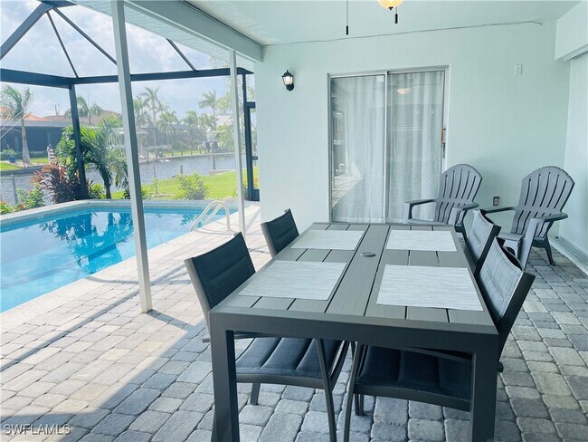 Photo - 5403 SW 3rd Ave