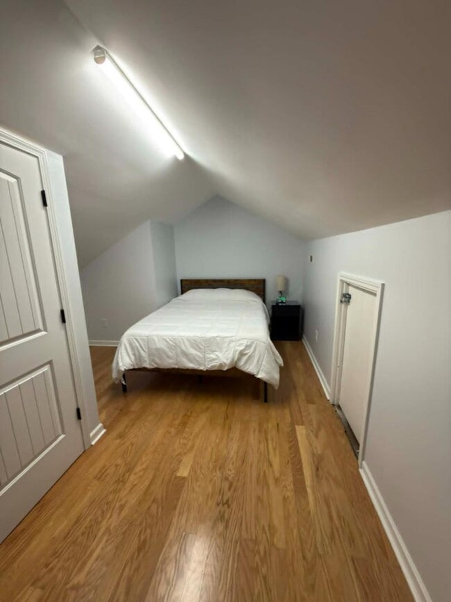 Photo - 100 Bleckley Ave