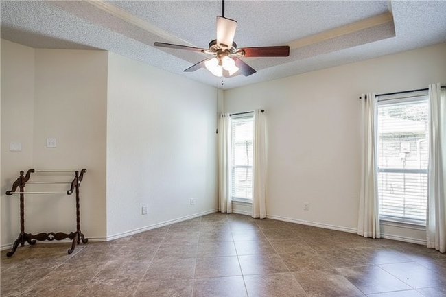 Photo - 1405 Ridgemoor Ln