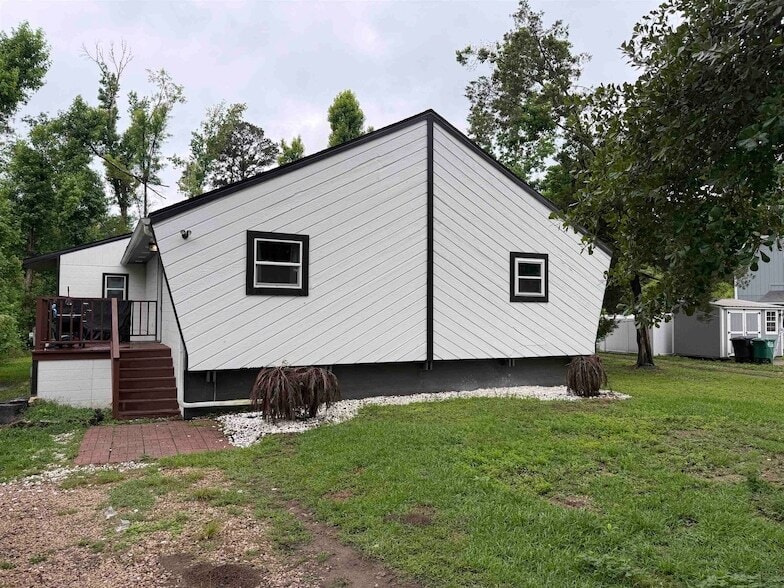 Photo - 2444 Chateau Ln